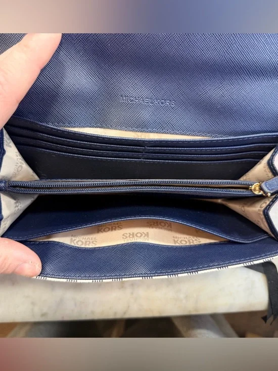 Michael Kors Fulton Flap Continental Wallet - Picture 8 of 11